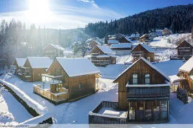 Almdorf Stadl by ALPS RES