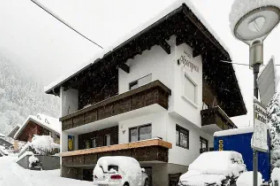 Haus Alpengru&szlig;