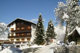 Ferienwohnungen Th&ouml;ni