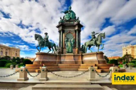 Spacerem po Wiedniu i Bratysławie z noclegami w Czechach HB